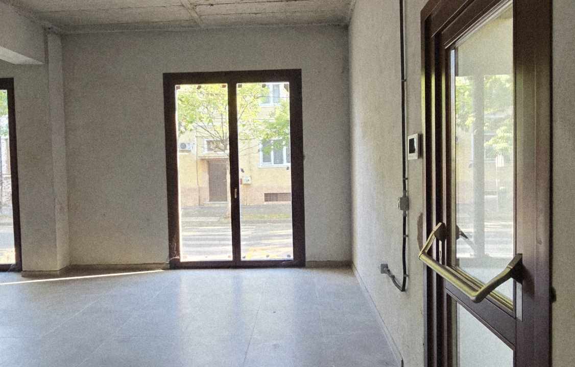 SC0133-Spatiu comercial de inchiriat, str. Cuza Voda-05
