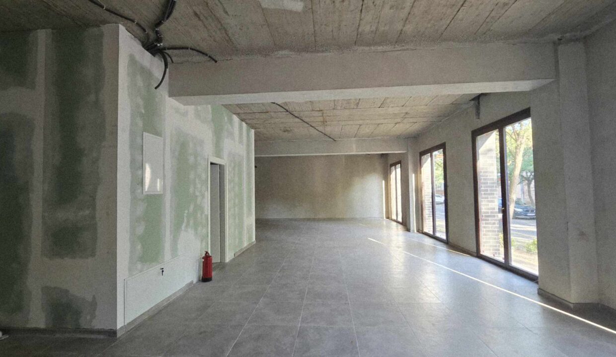 SC0133-Spatiu comercial de inchiriat, str. Cuza Voda-16