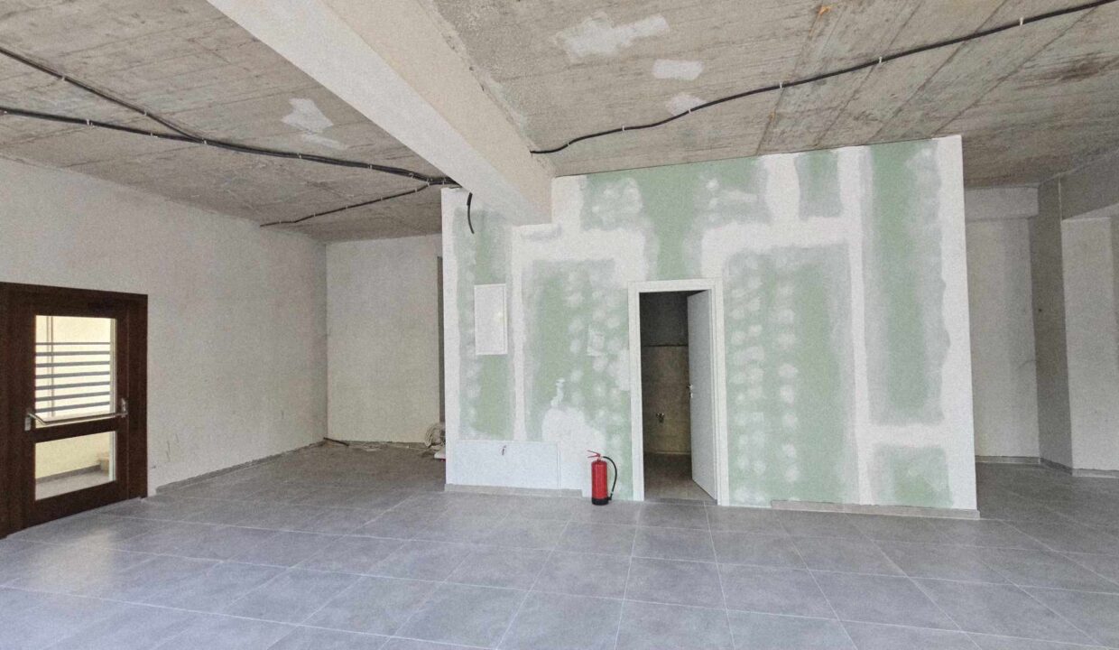 SC0133-Spatiu comercial de inchiriat, str. Cuza Voda-18