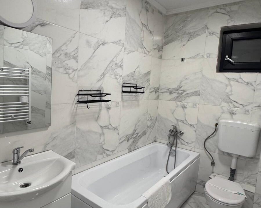 a28f32f1-5648-4d3a-90b1-be896230b6db