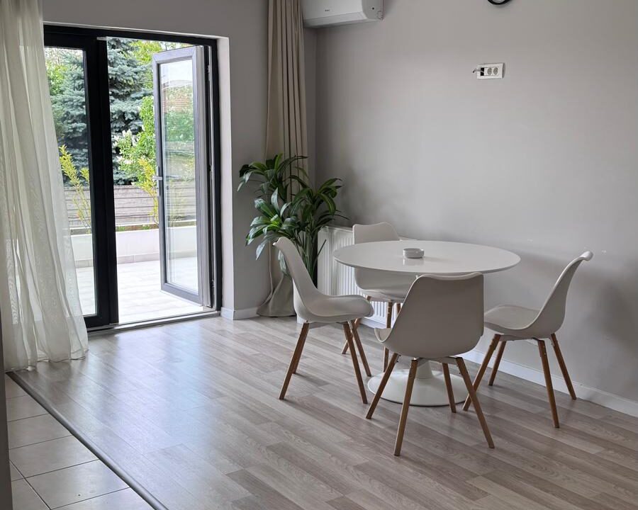 abdd9dee-23b1-46ec-a270-ef4fe23d3d20