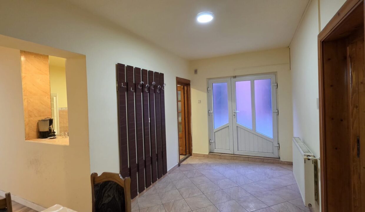 b42d59c5-33fb-41b7-bb33-c9db3880aab2