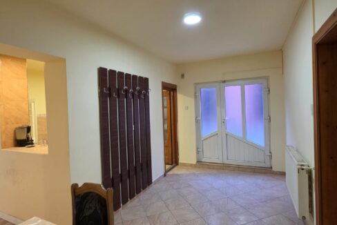 b42d59c5-33fb-41b7-bb33-c9db3880aab2