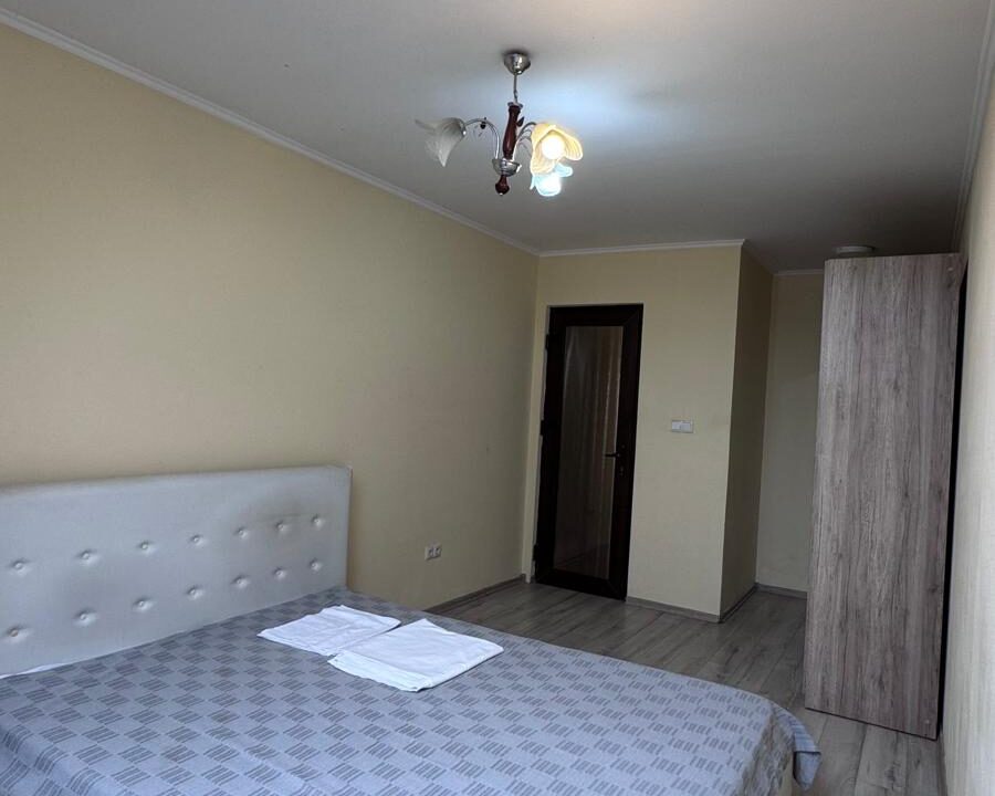 cb5d7630-0fa8-4d8f-ab00-ebe7fe790b46