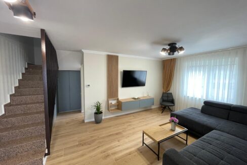 d2e54e78-7b8f-491f-b2bf-fae590da8ed0