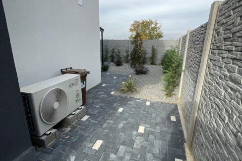 d5374ecf-a356-4419-af02-4fd88d6da1b3