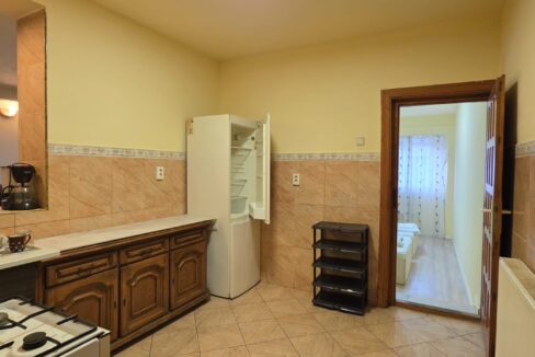 de5fdc10-6364-4a82-8f74-89c4a4296d46