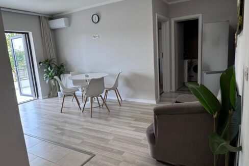 e2bb2e16-ab32-4d9b-9d10-86039d0a04e4