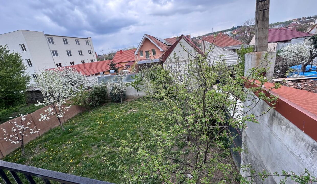 fbb7fe2d-a5c4-4145-bb4a-c3353af856ab