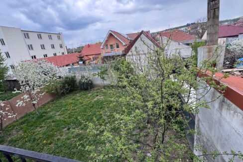 fbb7fe2d-a5c4-4145-bb4a-c3353af856ab