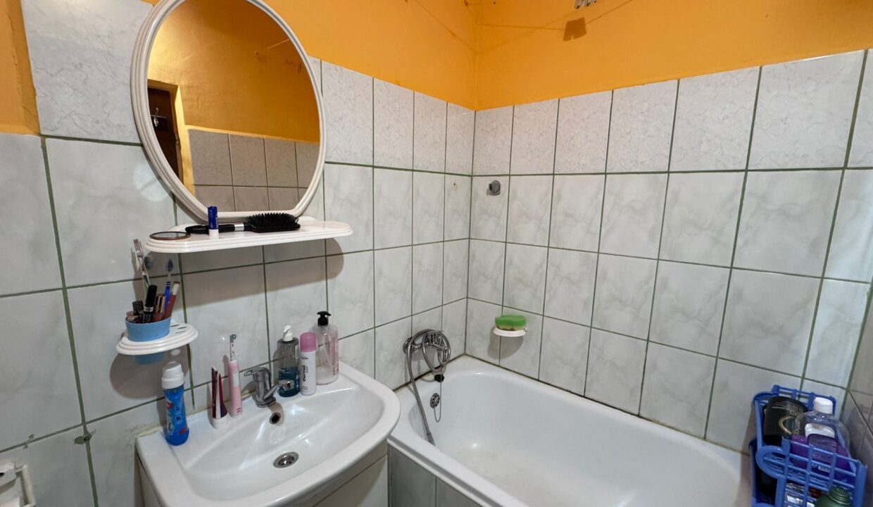 AP1507-Garsoniera de vanzare, str. Poienitei-25