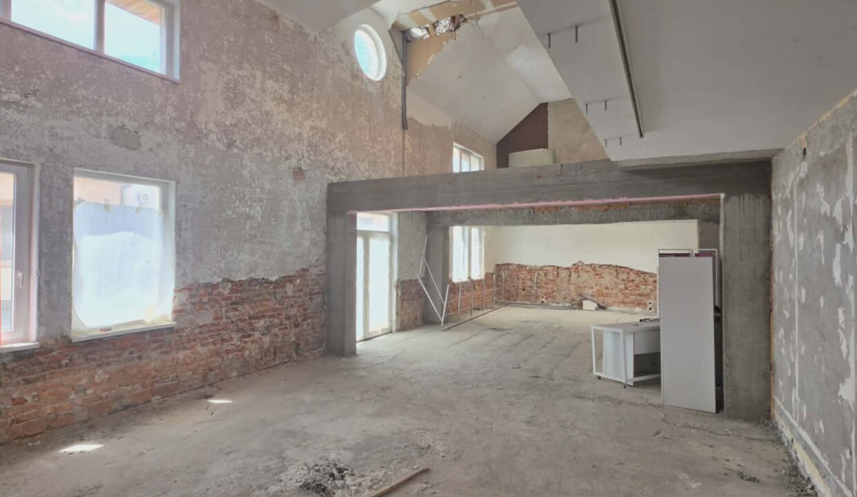 AF0011-Cladire multifunctionala de vanzare central, str. Kogalniceanu-16