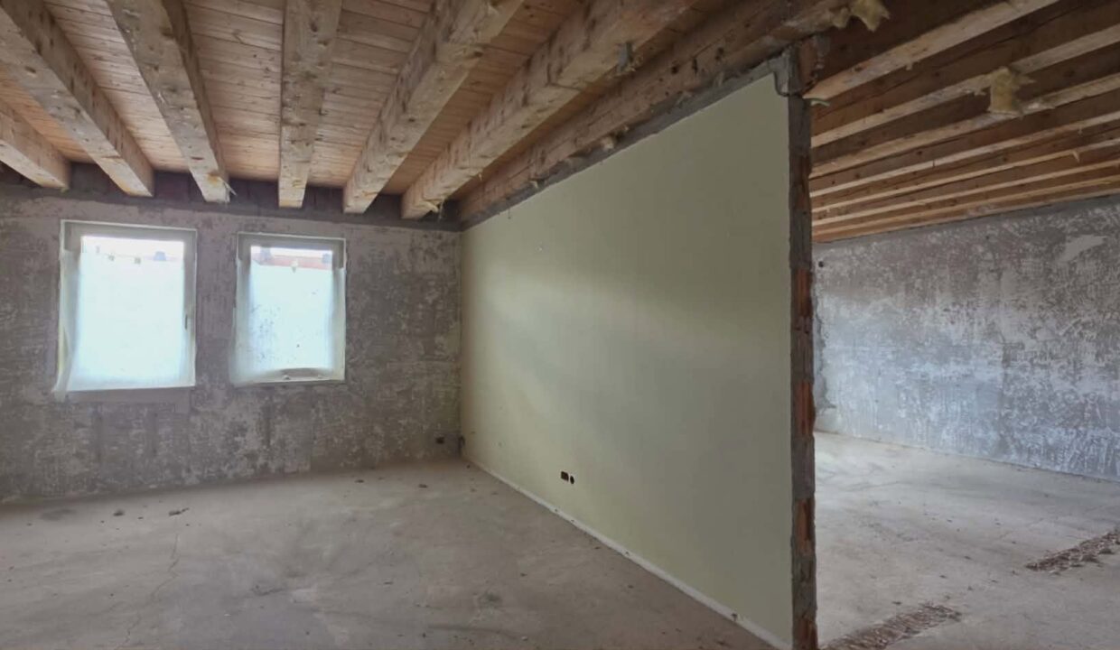 AF0011-Cladire multifunctionala de vanzare central, str. Kogalniceanu-30