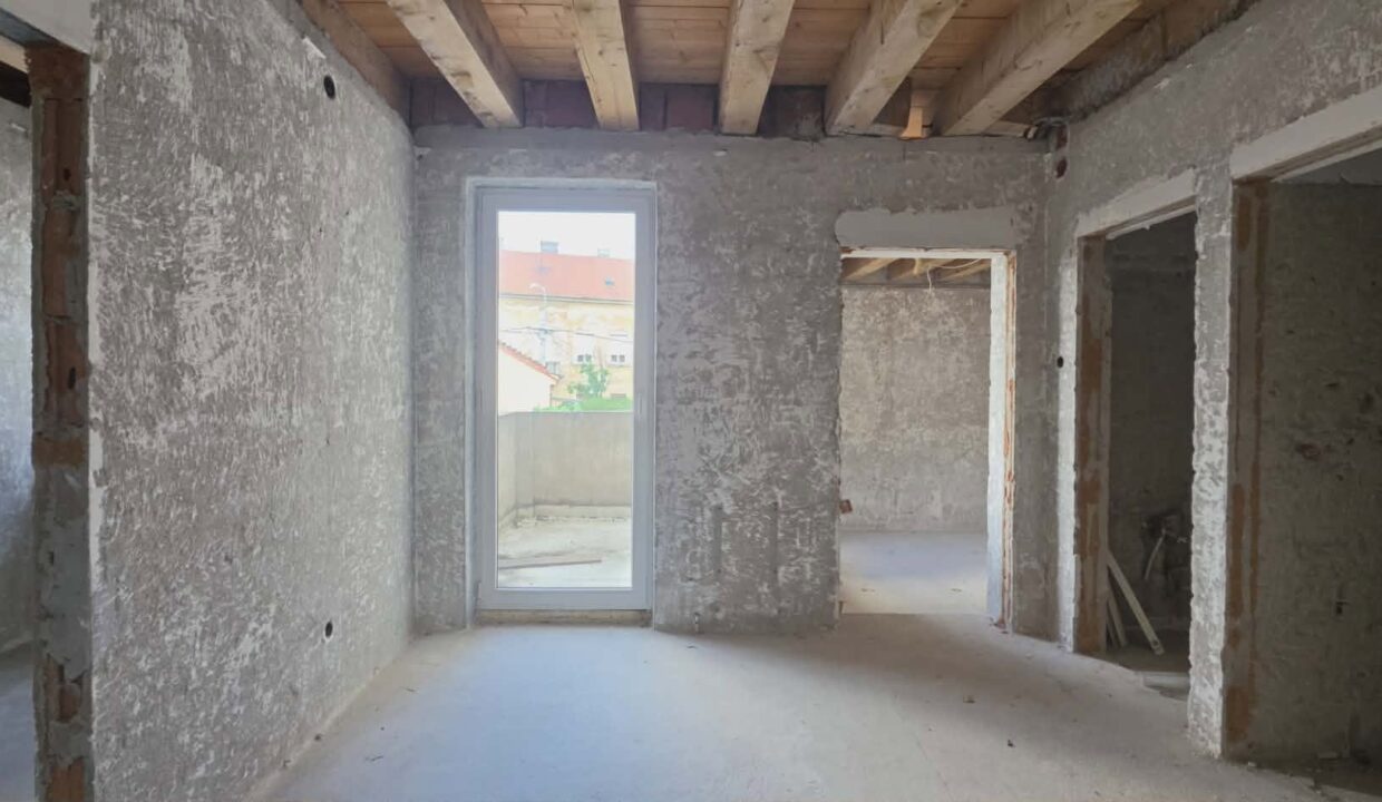 AF0011-Cladire multifunctionala de vanzare central, str. Kogalniceanu-33