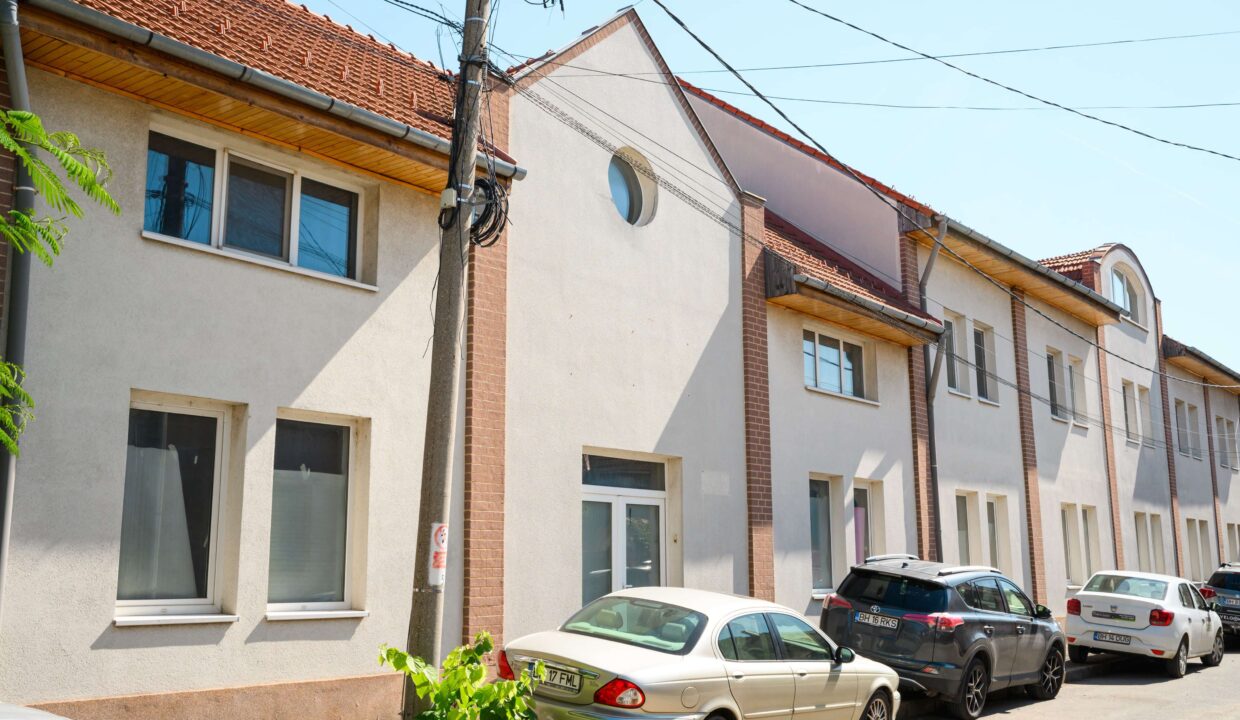 AF0011-Cladire multifunctionala de vanzare central, str. Kogalniceanu-42