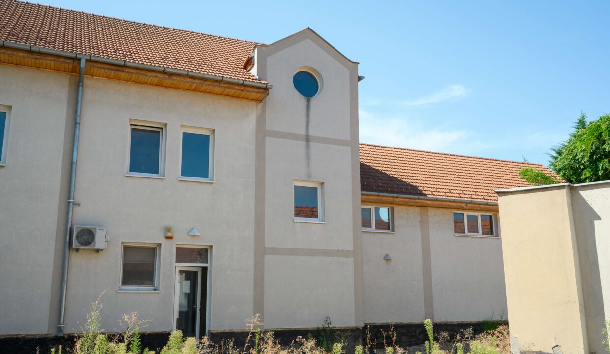 AF0011-Cladire multifunctionala de vanzare central, str. Kogalniceanu-44