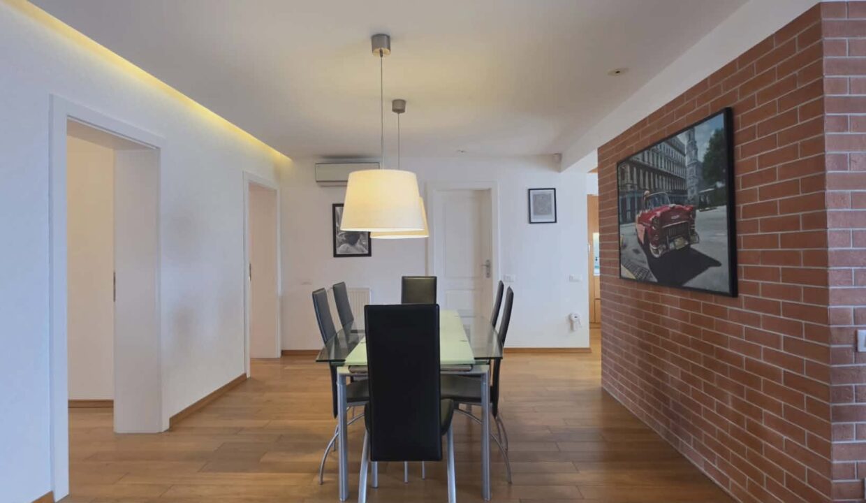 AP1516-Apartament exclusivist 4 camere de vânzare, str. Republicii-01