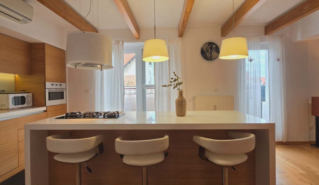 AP1516-Apartament exclusivist 4 camere de vânzare, str. Republicii-08
