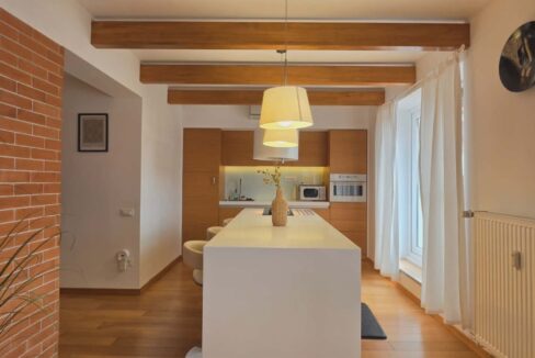 AP1516-Apartament exclusivist 4 camere de vânzare, str. Republicii-12