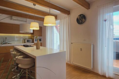 AP1516-Apartament exclusivist 4 camere de vânzare, str. Republicii-13