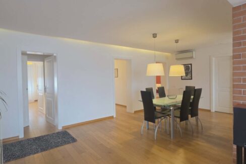 AP1516-Apartament exclusivist 4 camere de vânzare, str. Republicii-25