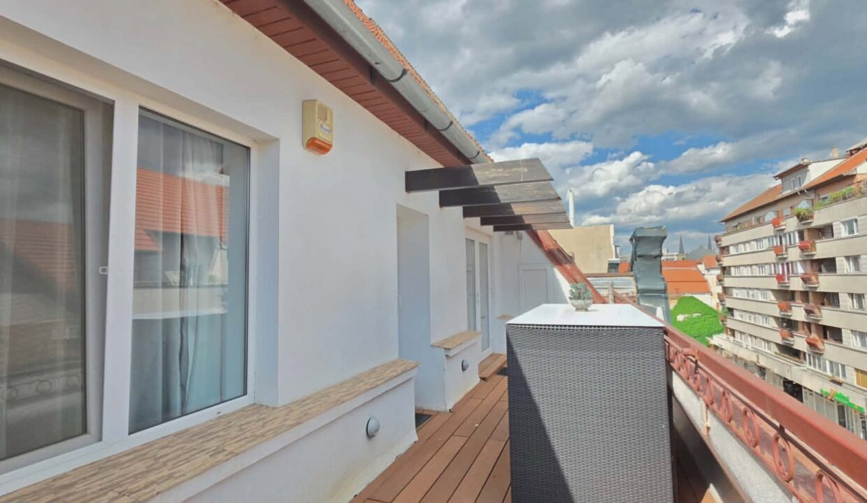 AP1516-Apartament exclusivist 4 camere de vânzare, str. Republicii-65