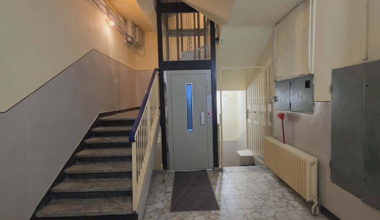 AP1516-Apartament exclusivist 4 camere de vânzare, str. Republicii-71