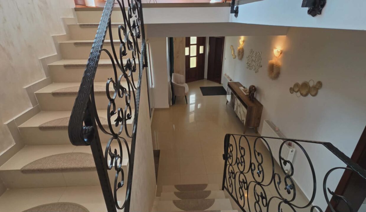 CV0528-Casa de inchiriat, Sânmartin, str. Petru Maior-18