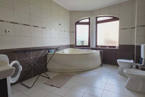 CV0528-Casa de inchiriat, Sânmartin, str. Petru Maior-39