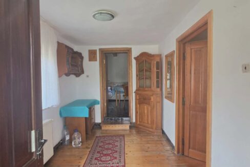CV0529-Casa cu teren 3000 mp de vanzare str. Adevarului-15