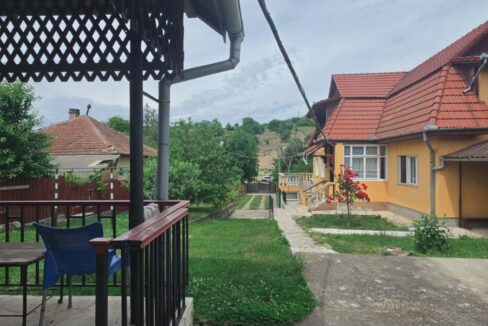 CV0529-Casa cu teren 3000 mp de vanzare str. Adevarului-25