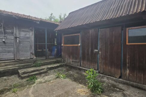 CV0529-Casa cu teren 3000 mp de vanzare str. Adevarului-31