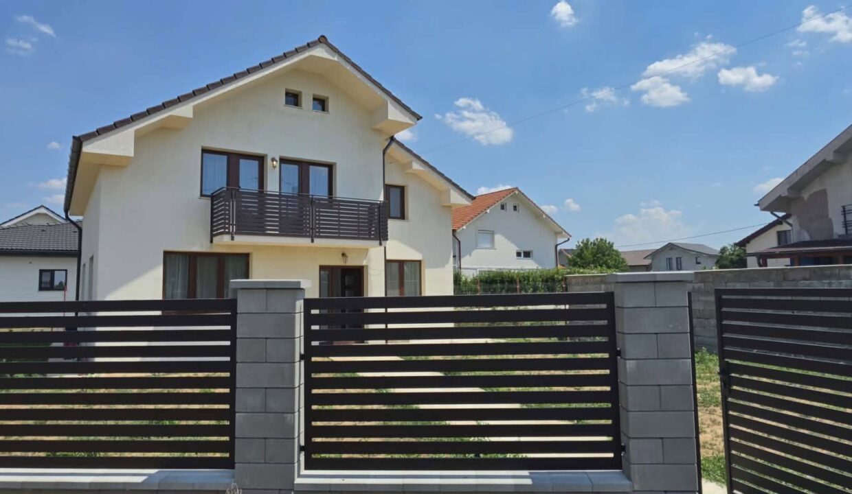 CV0530-Casa nouă Sanmartin cartier Lotus de inchiriat-02