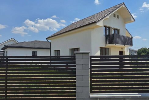 CV0530-Casa nouă Sanmartin cartier Lotus de inchiriat-03