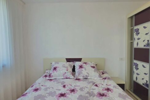 CV0530-Casa nouă Sanmartin cartier Lotus de inchiriat-29