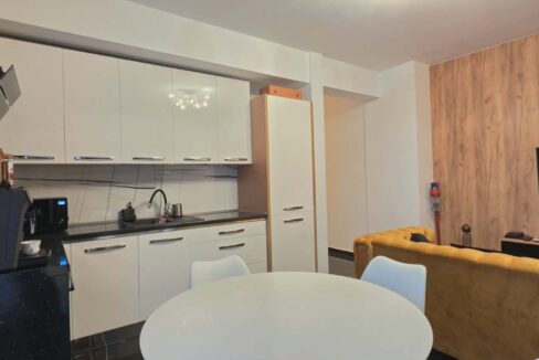 AP1523-Apartament ultrafinisat 2 cam. de vânzare, Prima Decebal, str. Oneștilor-09