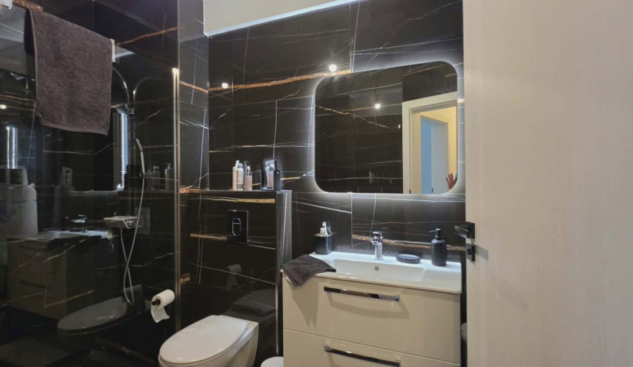 AP1523-Apartament ultrafinisat 2 cam. de vânzare, Prima Decebal, str. Oneștilor-37