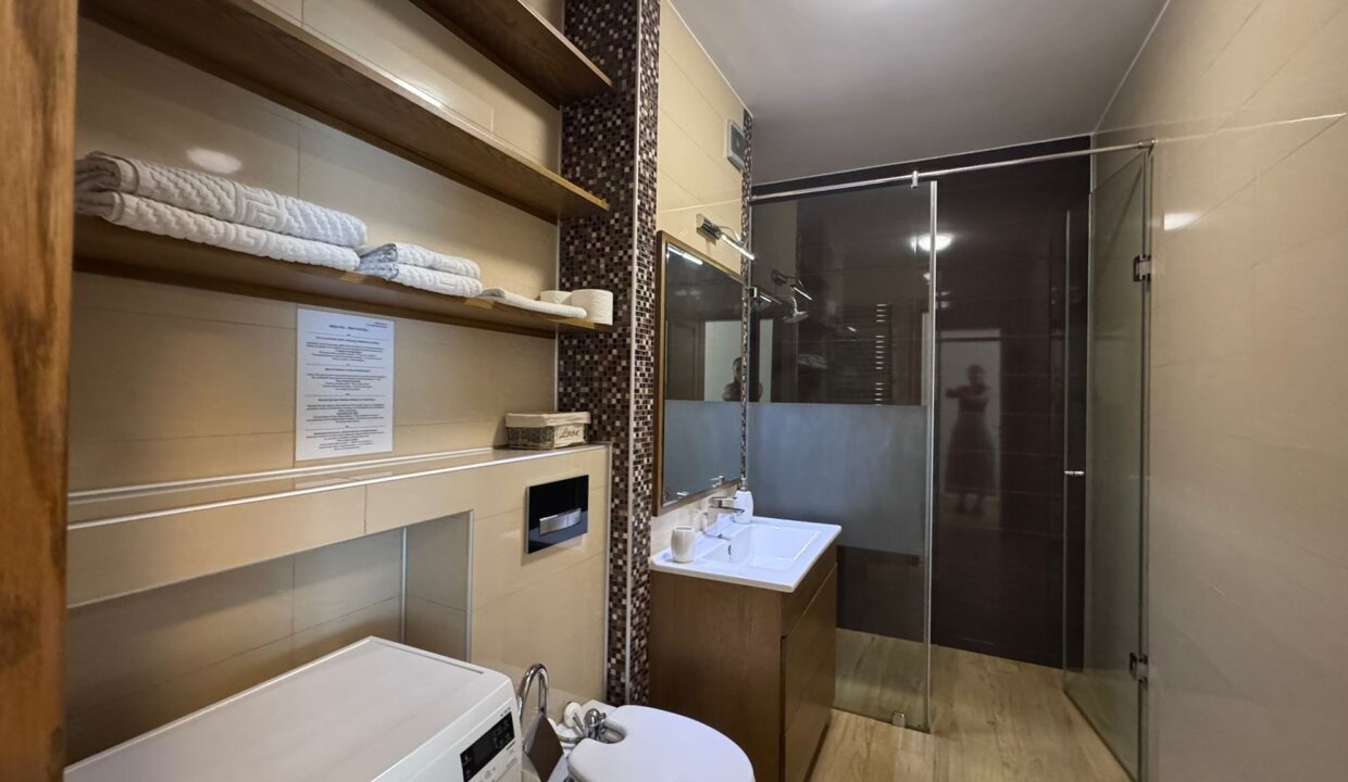 AP1525-Apartament 1 cam. de vanzare, str. T Vladimirescu-27