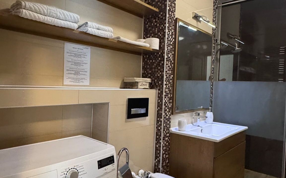 AP1525-Apartament 1 cam. de vanzare, str. T Vladimirescu-29