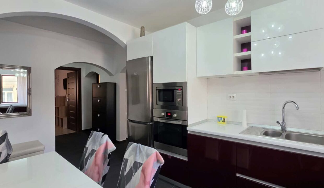 AP1527-Ap 3 cam de inchiriat, central blvd. Magheru-09