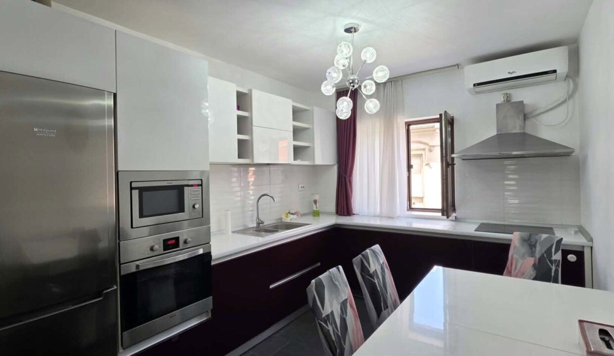 AP1527-Ap 3 cam de inchiriat, central blvd. Magheru-12