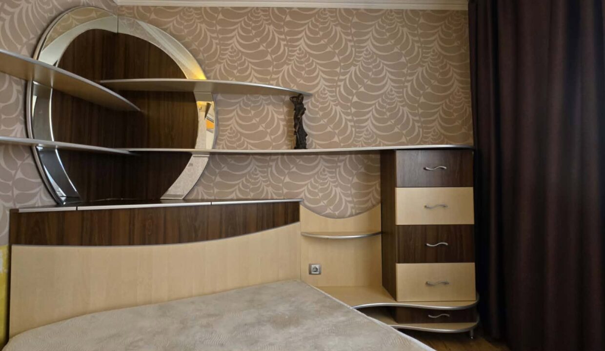 AP1528-Ap 3 cam de vanzare str Erofte Grigore, Iosia-25
