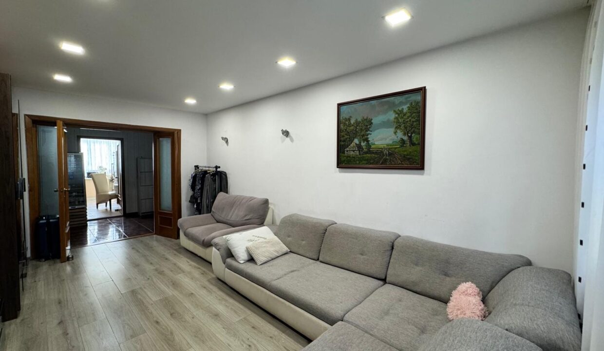 AP1541-Ap. 3 camere de vanzare, str. Gheorghe Doja-2