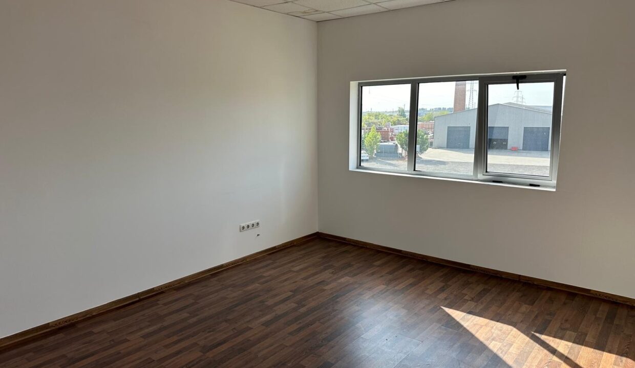 SC0139-Spatiu comercial de inchiriat-13