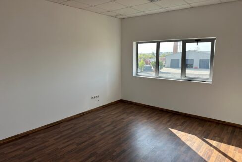 SC0139-Spatiu comercial de inchiriat-13