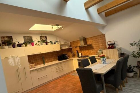 AP1542-Geta-Ap. 3 camere de inchiriat, str. Colinelor 3