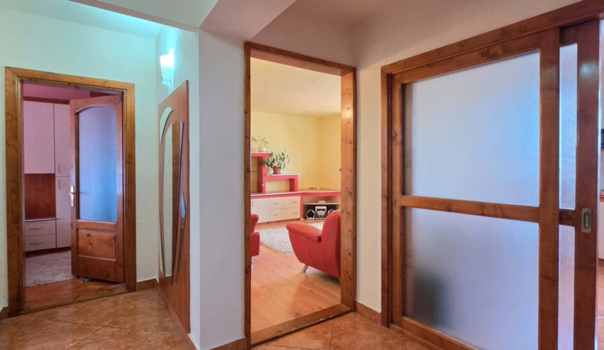 AP1543-Apartament 3 camere de inchiriat, Sextil Puscariu-05