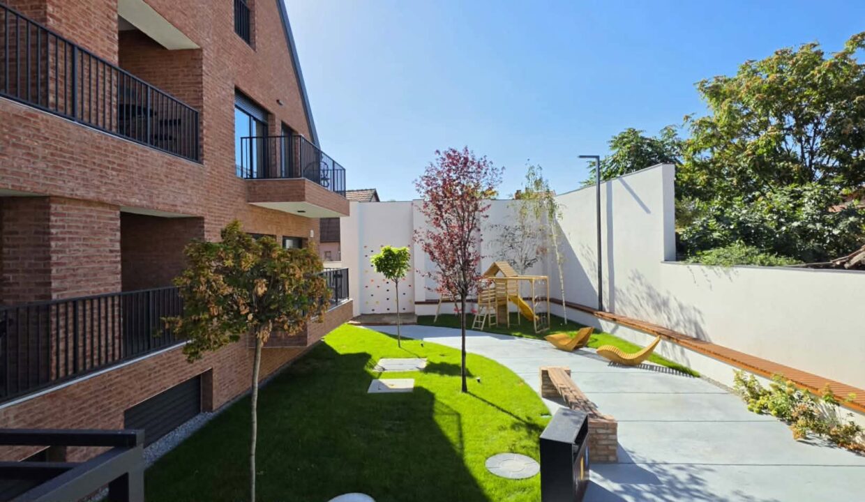 AP1544-Ap 2 cam de vanzare Eas Residence central Str Cuza Voda bloc-09