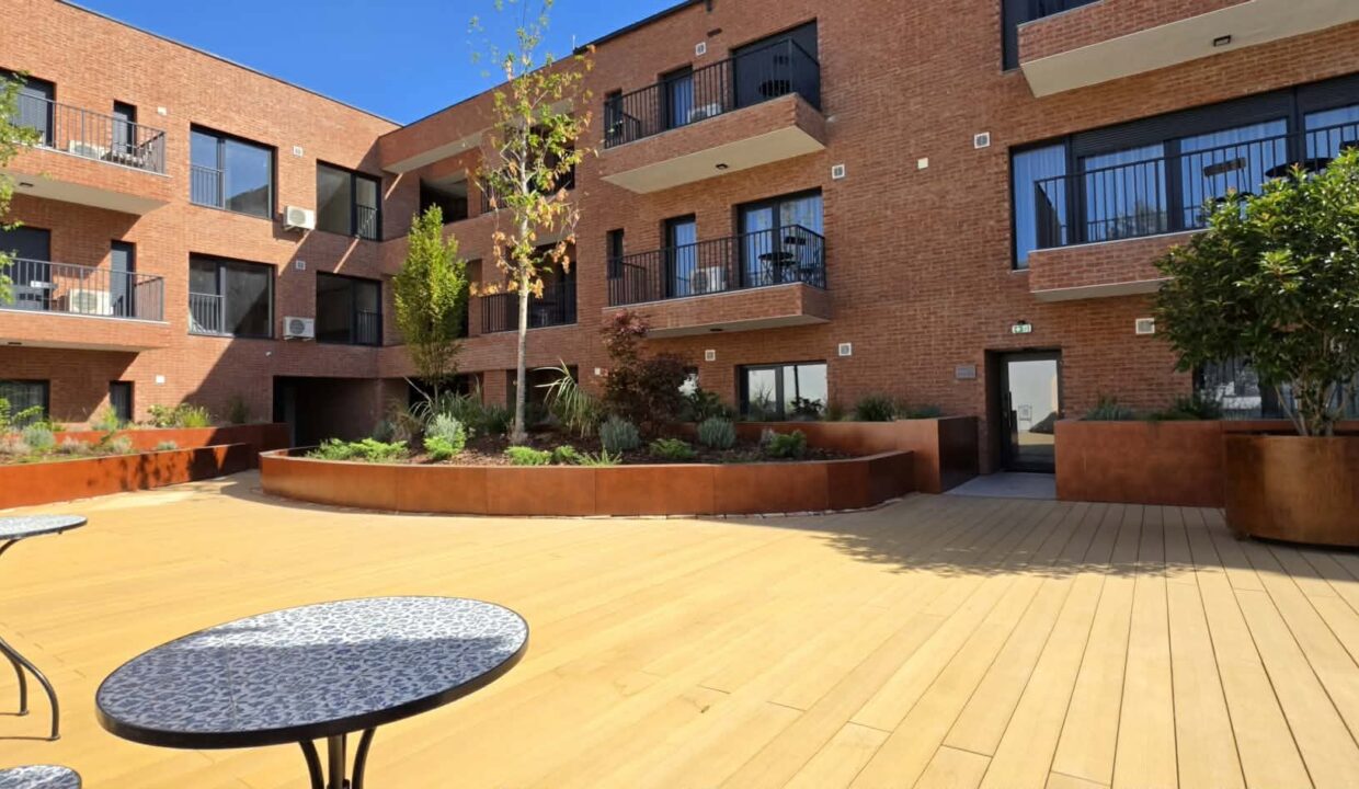 AP1544-Ap 2 cam de vanzare Eas Residence central Str Cuza Voda bloc-11
