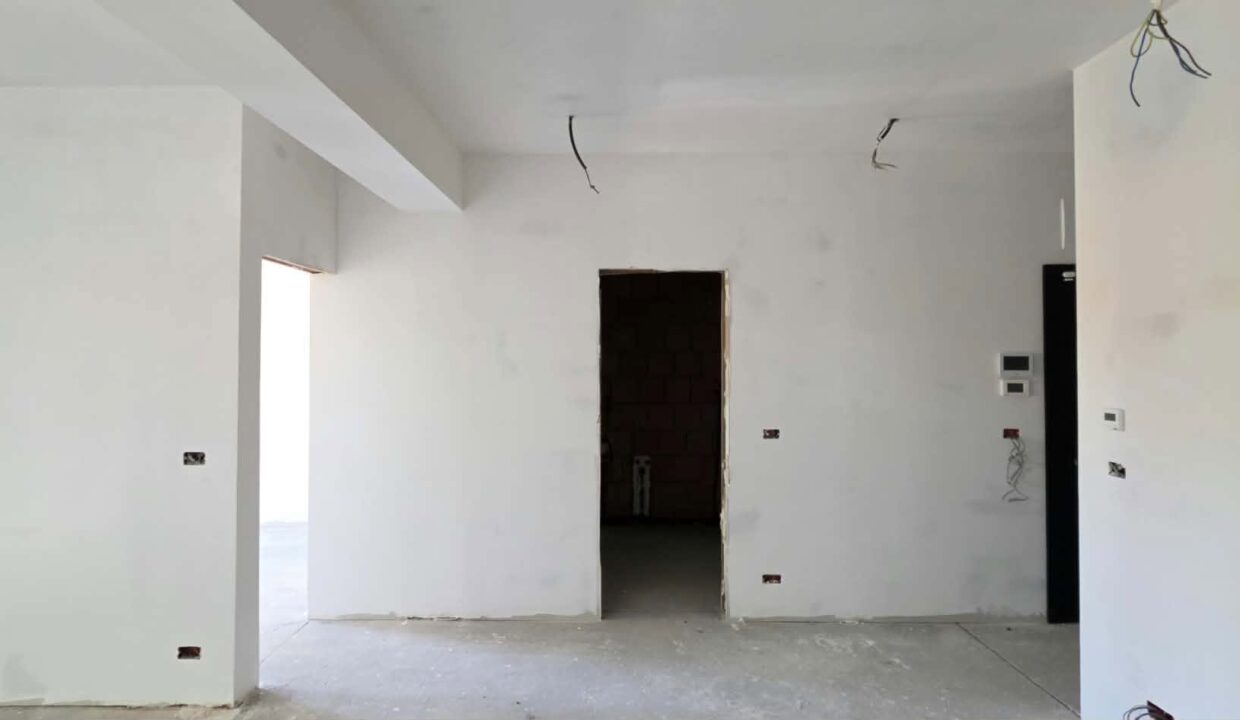 AP1544-Ap 2 cam de vanzare Eas Residence central Str Cuza Voda bloc-21